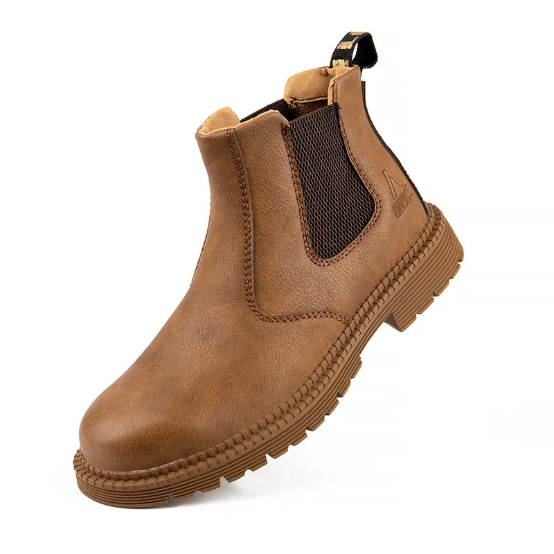 Vue détaillée des bottes de sécurité hommes avec embout acier renforcé, protection optimale contre les chocs et perforations.