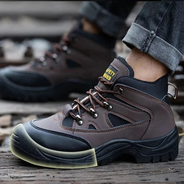 Bottes de sécurité marron élégantes pour hommes, légères, avec embout acier, idéales pour le travail.