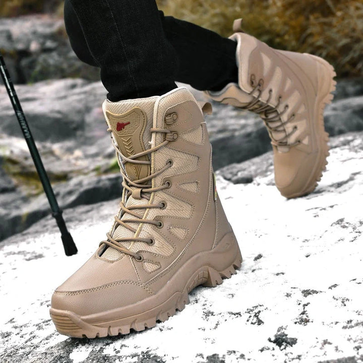 Bottes de trekking tactiques fourrées unisexe, chaudes et confortables. Imperméables, pour l'hiver et la randonnée.