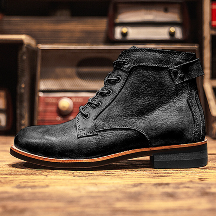 Bottes en cuir pour hommes, élégantes et robustes, style moderne, semelles solides, couleur marron, parfaites pour l'extérieu