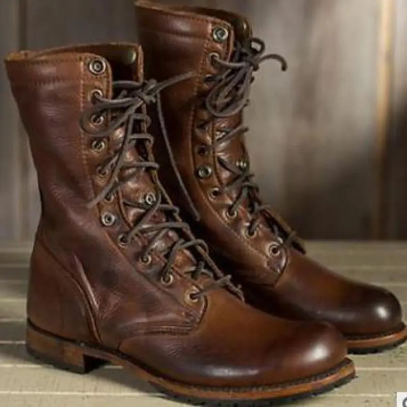 Bottes femme en cuir véritable à lacets, semelle antidérapante, design élégant, hauteur cheville, look chic et durable.
