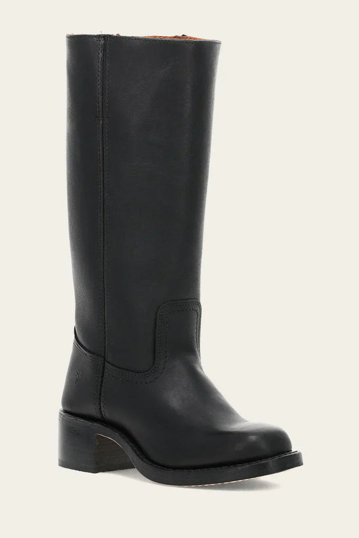 Bottes femmes en cuir élégant. Design intemporel, confort optimal.  Idéales pour tous les jours.