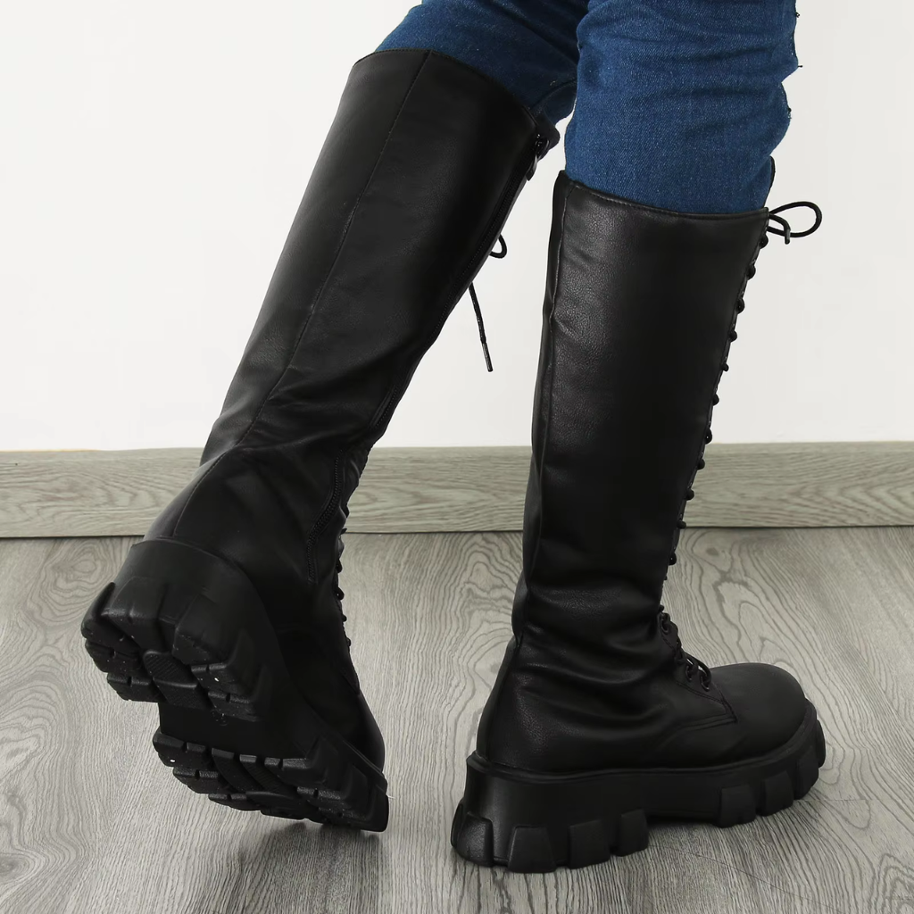Bottes hautes femme en cuir, chaudes et antidérapantes. Semelle robuste, fermeture zip et lacets.