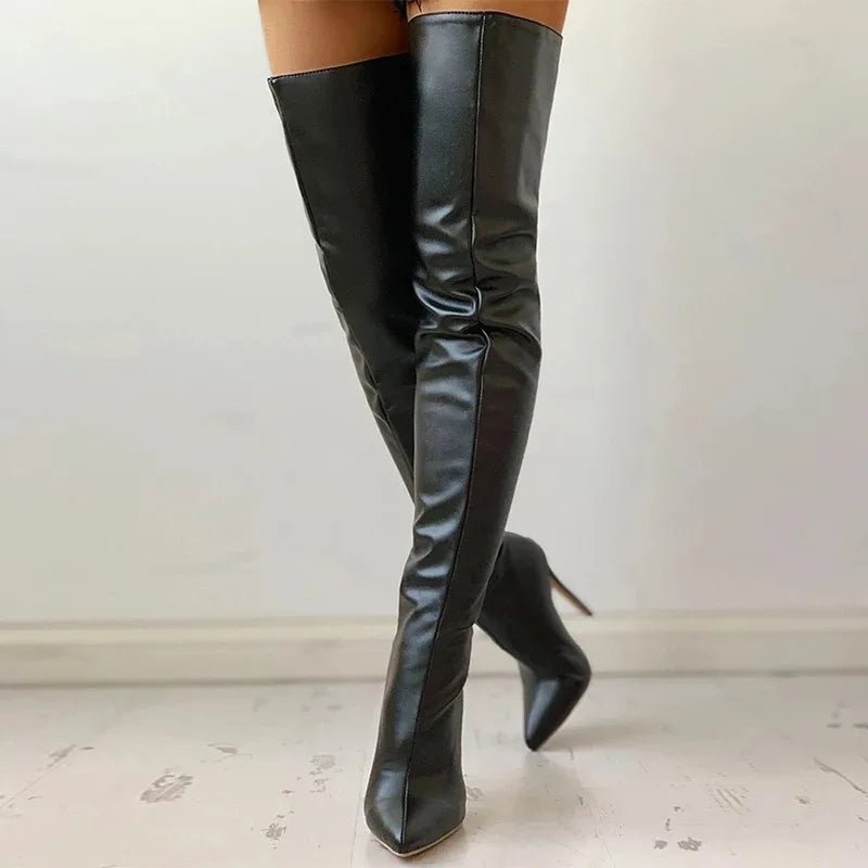 Bottes hautes femmes, talon haut élégant, dessus du genou.