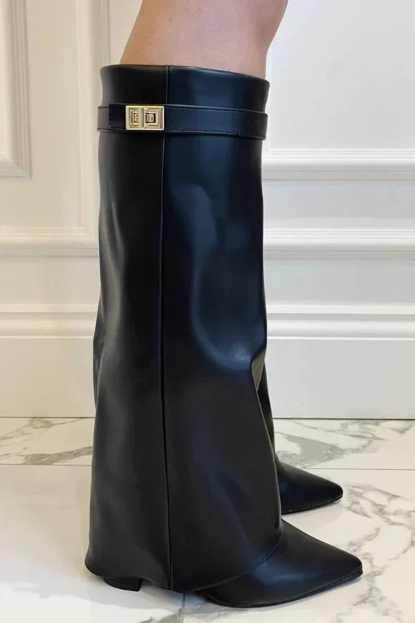 Bottes femme automne, hautes au genou, avec talon bloc. Modèle élégant et confortable pour chaussures mode.