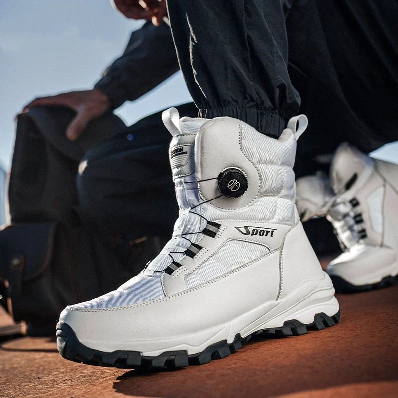 Bottes homme hiver doublées fourrure, offrant chaleur et confort extrême pour la neige et le froid.