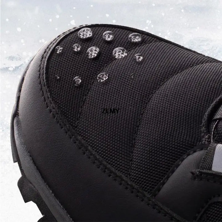 Bottes hiver homme robustes, imperméables, idéales pour affronter la neige et garantir un confort durable.