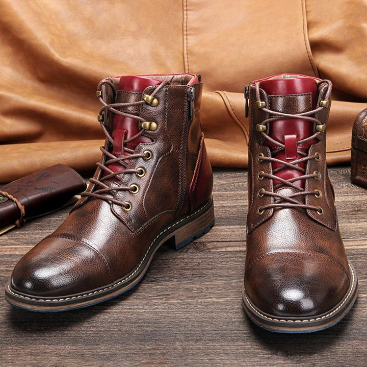 Bottes homme en cuir, style Oxford.  Design élégant et classique, pour un look raffiné.