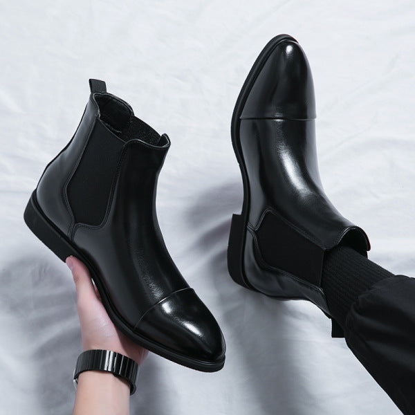 Bottines hommes en cuir noir, pour une élégance intemporelle et un confort premium assuré.