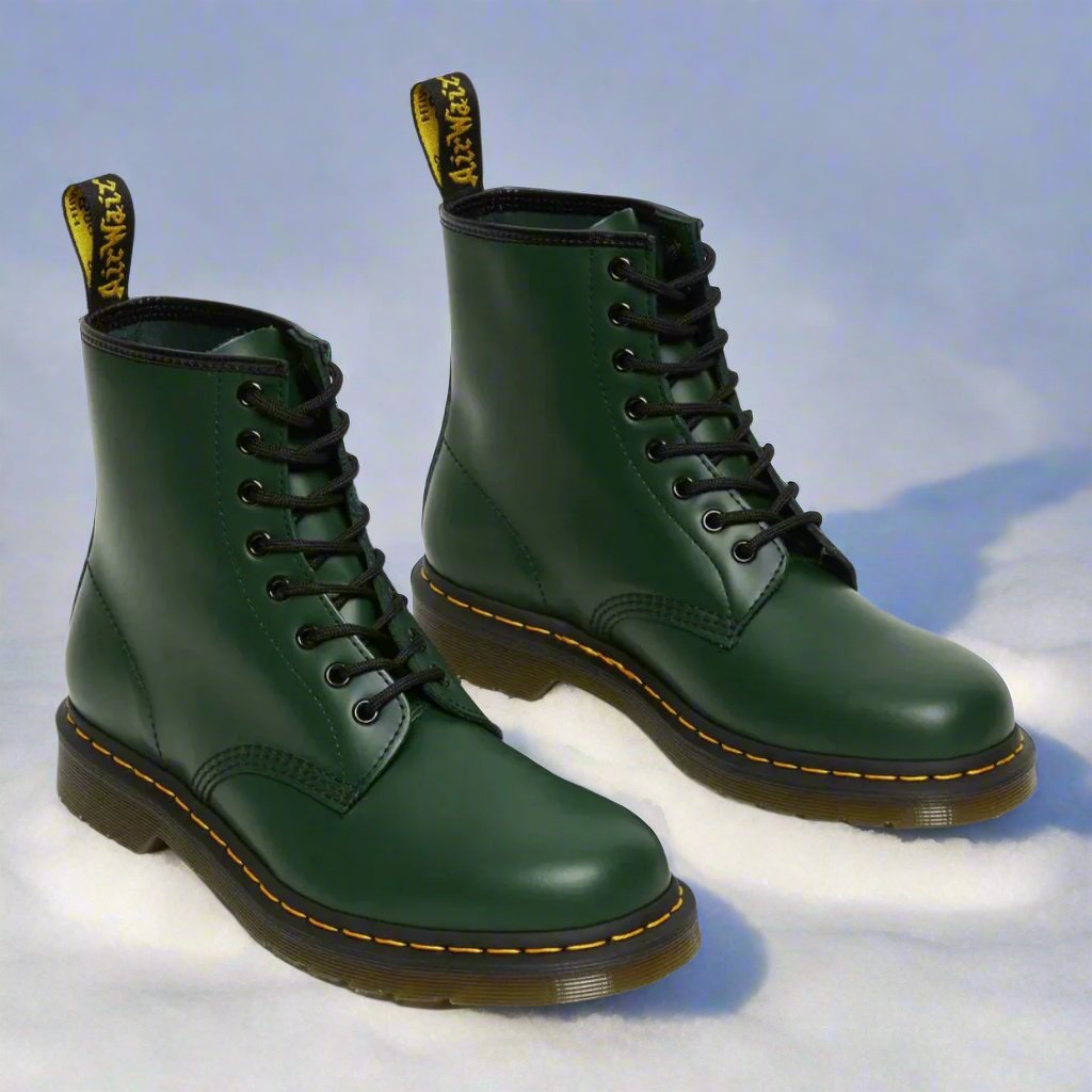 Bottes à lacets confortables pour femme. Chaussures style moderne, élégantes et idéales pour un usage quotidien.
