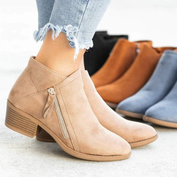 Bottes confortables en cuir pour femmes, style automne. Chaussures orthopédiques élégantes, idéales pour le quotidien.