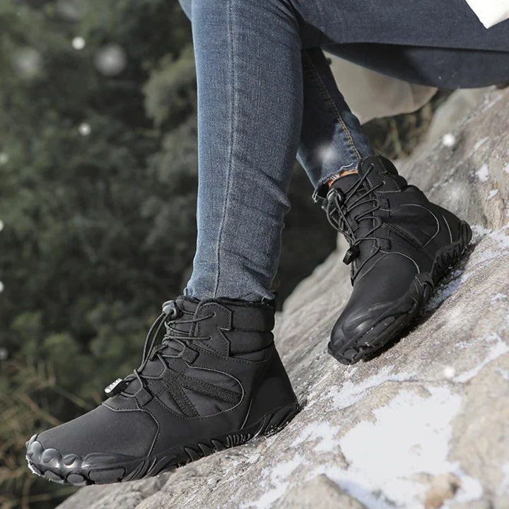 Bottes pieds nus hiver pour homme et femme, ultra-confortables, imperméables et antidérapantes en tout-terrain.