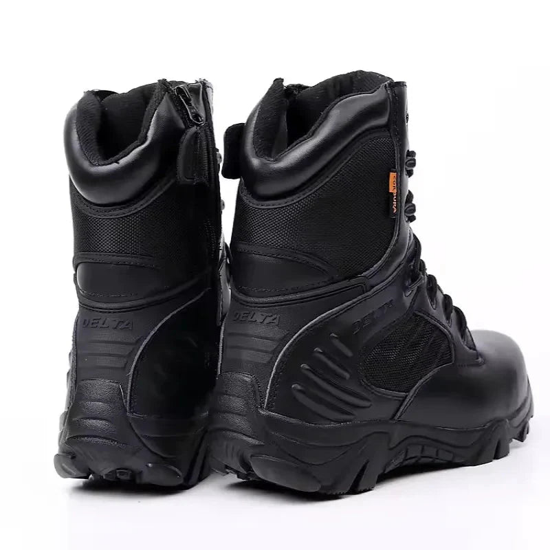 Bottes de randonnée et tactiques polyvalentes hommes, robustes pour toute aventure outdoor.