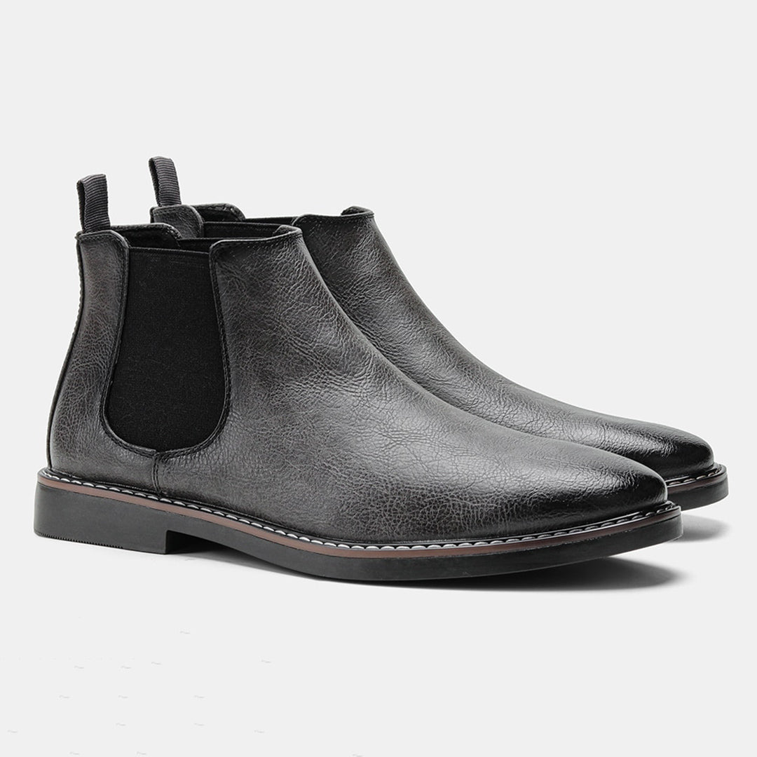 Bottines Chelsea homme, style classique.  Cuir, confortables et élégantes.