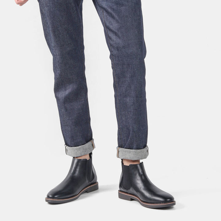 Bottines Chelsea homme, style classique.  Cuir, confortables et élégantes.