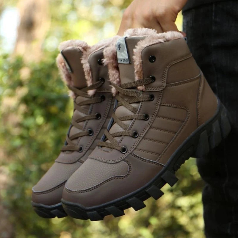 Bottines d'hiver chaudes unisexe avec doublure en fourrure pour un confort optimal par temps froid.