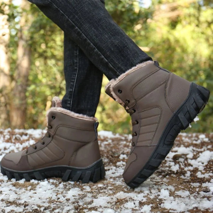 Bottines imperméables et antidérapantes, idéales pour homme et femme en hiver sur neige et verglas.