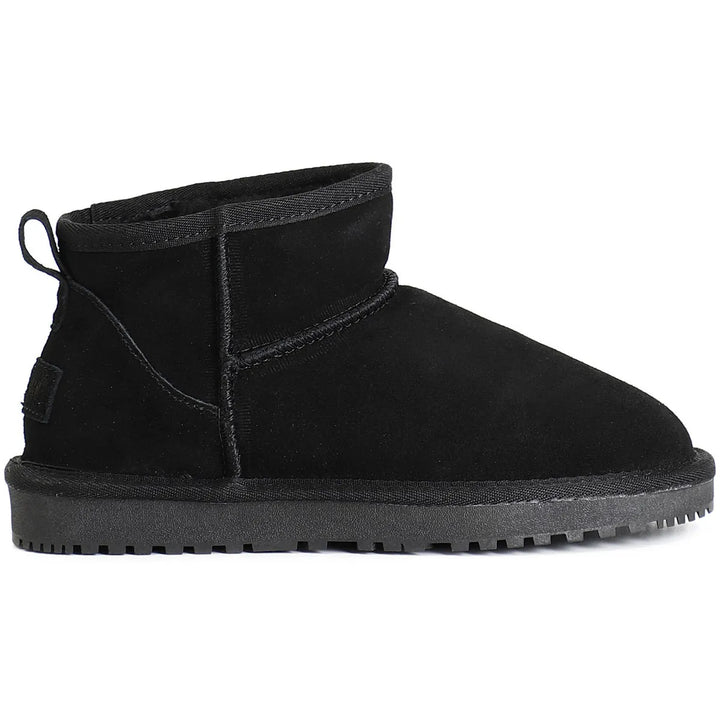 Bottines d'hiver femme, vue arrière, fourrées, antidérapantes, style tendance pour la saison froide.