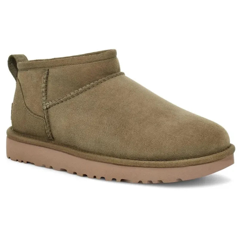 Semelle antidérapante de bottines hiver femme, pour une adhérence optimale sur neige et verglas.