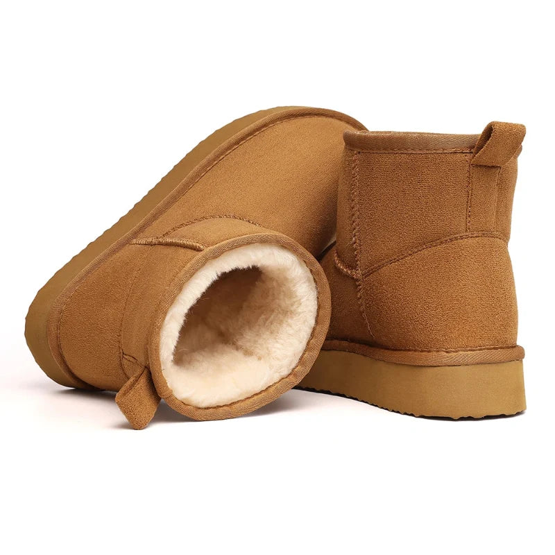 Bottines chaudes femme pour l'hiver, fourrées, avec semelles antidérapantes, assurant confort et sécurité.