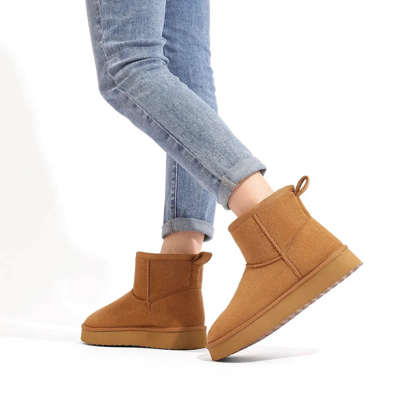 Bottines d'hiver doublées pour femmes, élégantes et très chaudes, parfaites pour rester confortable en ville.