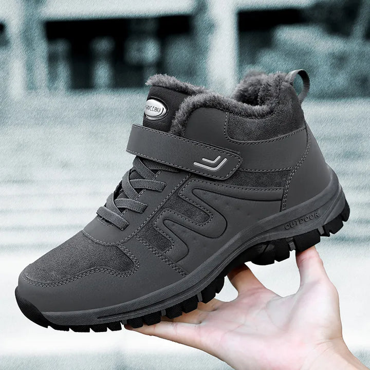 Bottes hiver confortables pour femmes, tige imperméable et doublure chaude.