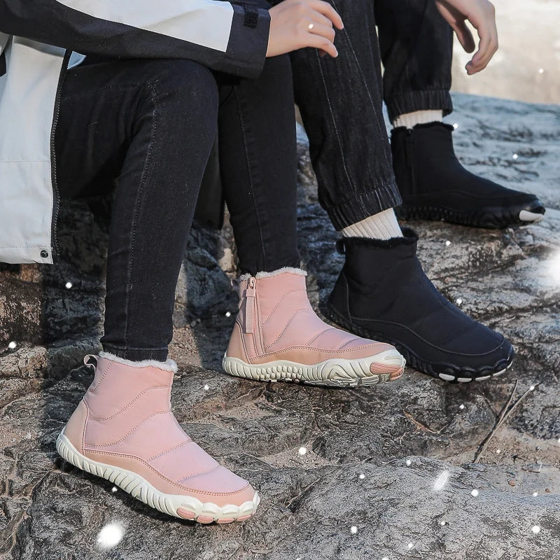 Bottes unisexes pour l'hiver, chaudes, imperméables, avec semelle flexible pour une sensation pieds nus naturelle.