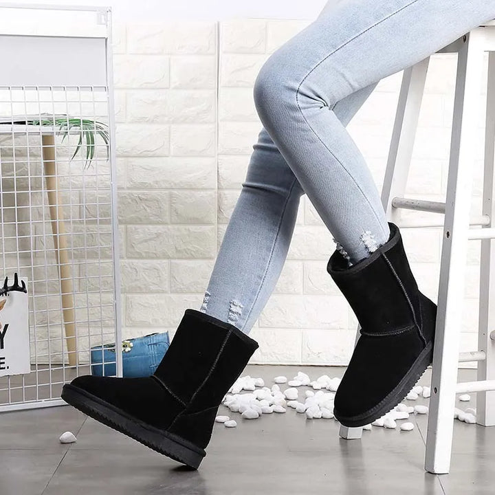 Bottines chaudes femme en daim, élégantes et confortables pour l'hiver, avec doublure fourrure.