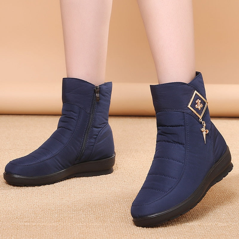 Bottines à plateforme femme, antidérapantes, offrant adhérence et stabilité exceptionnelles sur neige et glace.