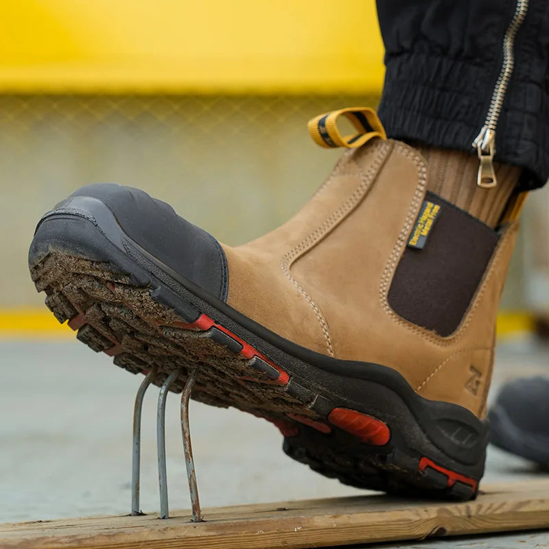 Vue latérale de bottines de sécurité légères unisexes. Confortables et robustes pour longue journée.