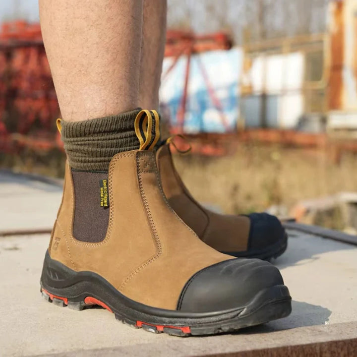 Semelle antidérapante de bottines de sécurité à enfiler. Sécurité maximale sur terrains de travail.