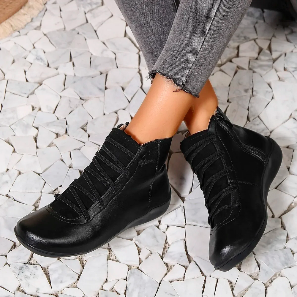 Chaussures cheville orthopédiques lacées femme, imperméables. Idéales pour le soutien et le bien-être des pieds.