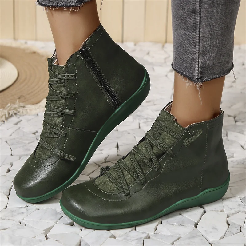 Profitez de bottines femme orthopédiques lacées, imperméables, conçues pour un confort durable et un soutien parfait.