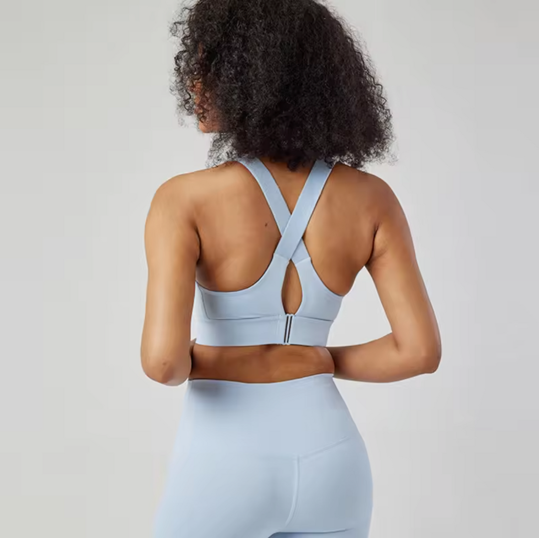 Soutien-gorge femme simple et ajustable, offrant un confort exceptionnel et un soutien efficace.