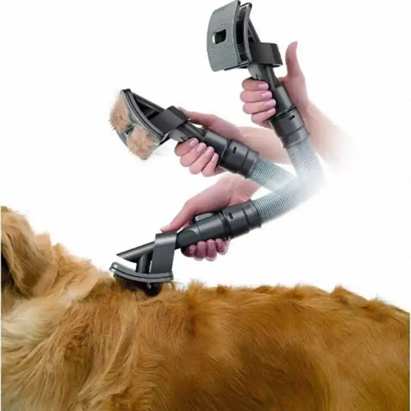 Brosse aspirateur pour animaux.  Toilettage facile et rapide.  Élimine poils et saletés. Pelage propre et brillant.