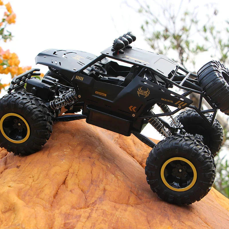 Buggy télécommandé RC 4WD tout-terrain, lumières LED, idéal enfants; couleur noire, large roues tout-terrain, 37cm.
