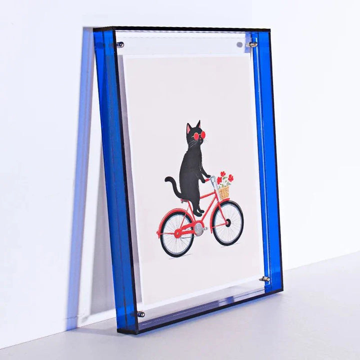 Cadre photo acrylique transparent coloré. Design moderne, élégant.  Parfait pour photos & déco.