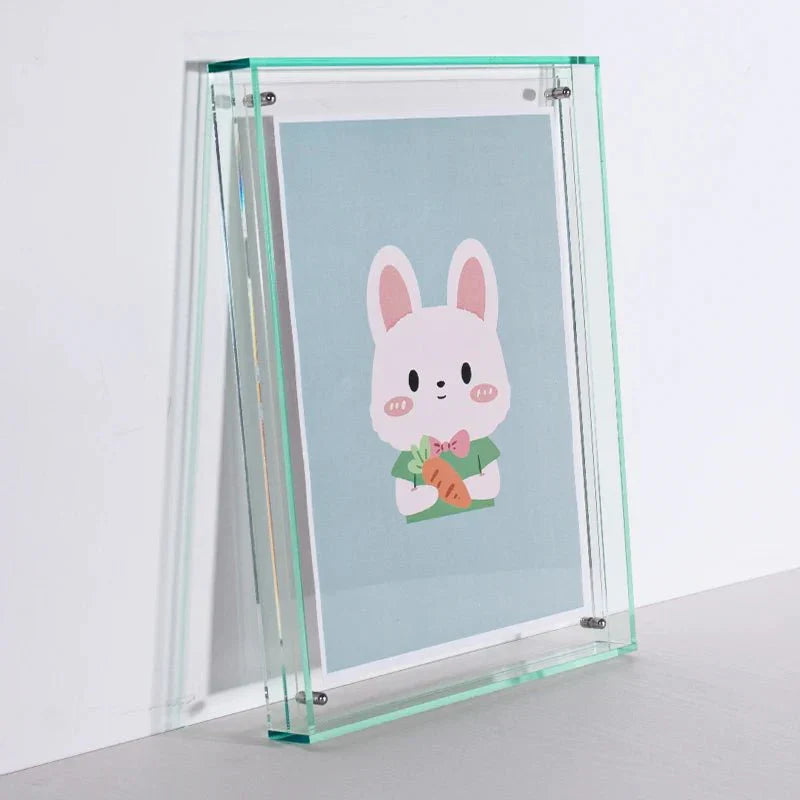 Cadre photo acrylique transparent coloré. Design moderne, élégant.  Parfait pour photos & déco.