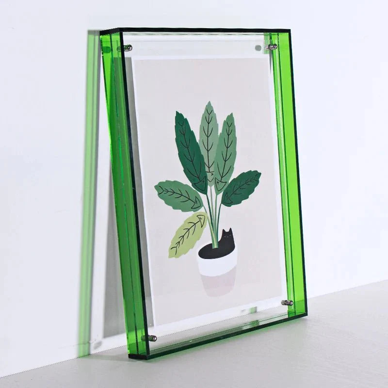 Cadre photo acrylique transparent coloré. Design moderne, élégant.  Parfait pour photos & déco.