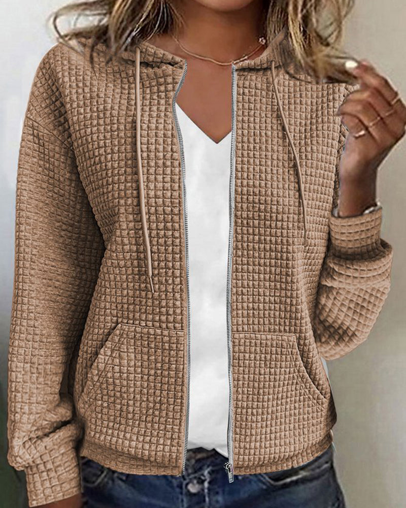 Cardigan femme doux et confortable, poches, coupe décontractée.