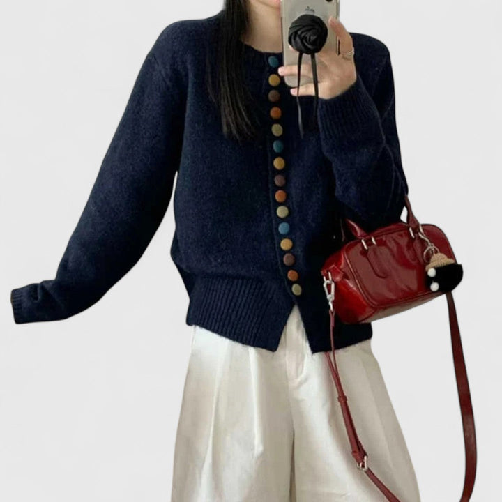 Cardigan chic et polyvalent pour femme, parfait pour la mode quotidienne et toutes les saisons.
