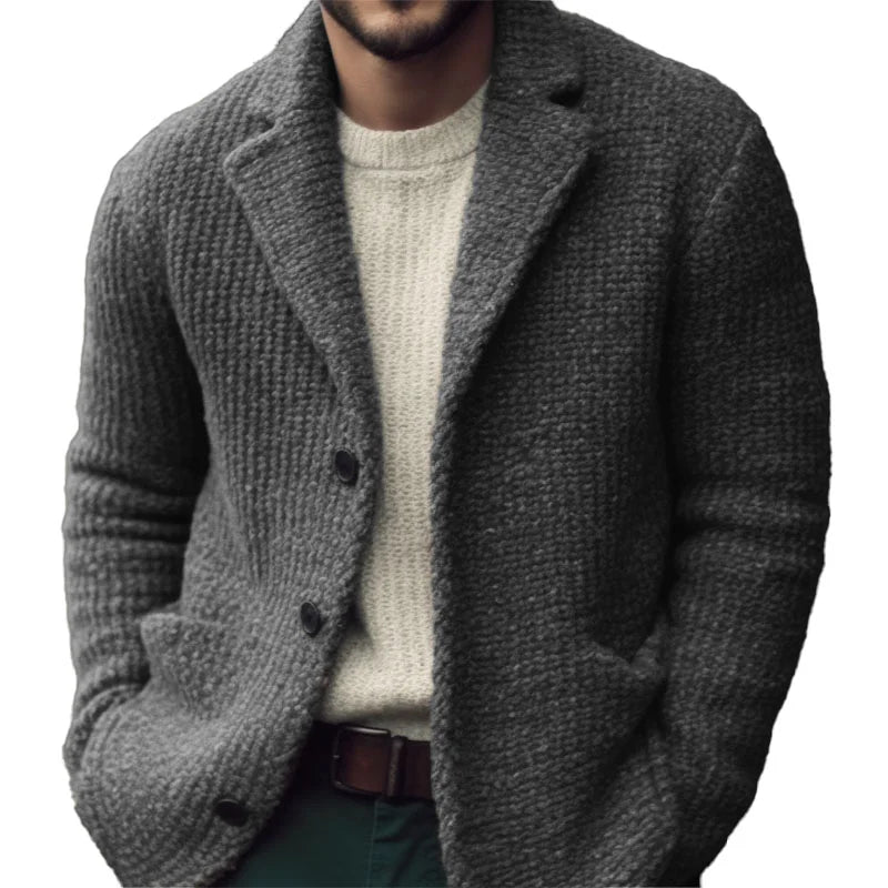 Cardigan homme élégant et chaud pour l'hiver, idéal pour le bureau ou un look décontracté. Confortable et polyvalent.