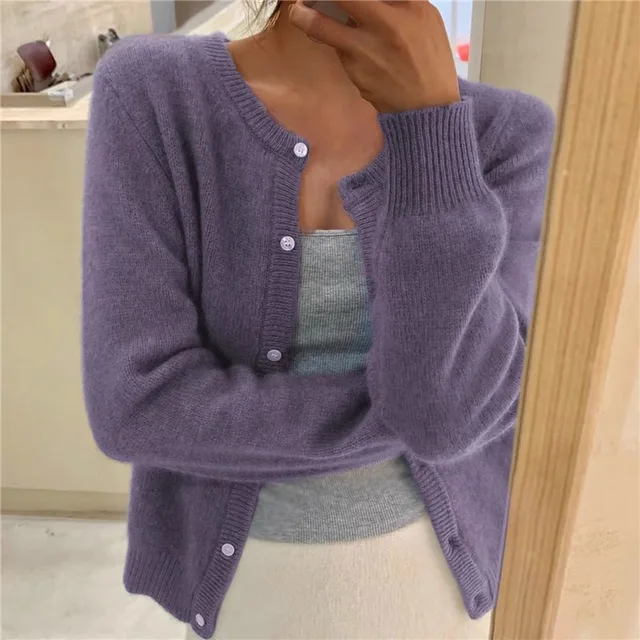 Cardigan femme Sydney en maille douce, confortable et élégant, pour un look hivernal intemporel.