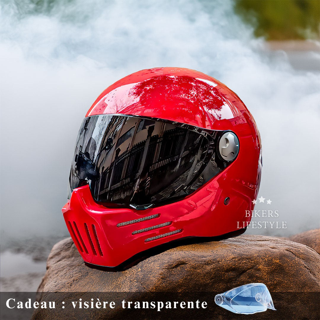 Casque moto intégral, sécurité optimale. Coque robuste, intérieur confortable. Homologué DOT/ECE.
