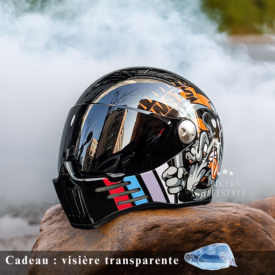 Casque moto intégral, sécurité optimale. Coque robuste, intérieur confortable. Homologué DOT/ECE.