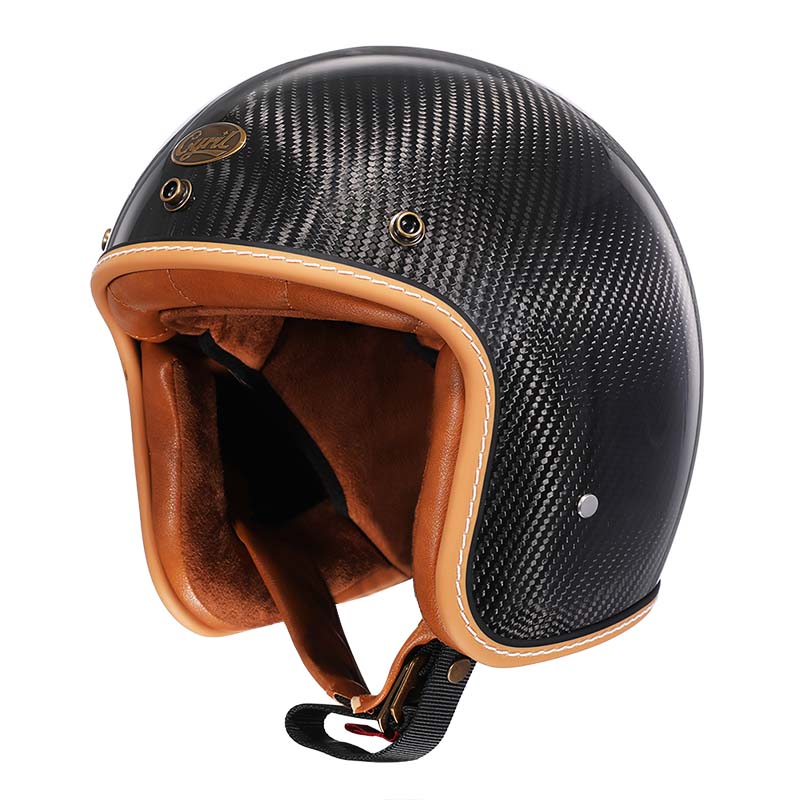 Casque moto vintage, profil bas. Sécurité certifiée. Design élégant et confortable.