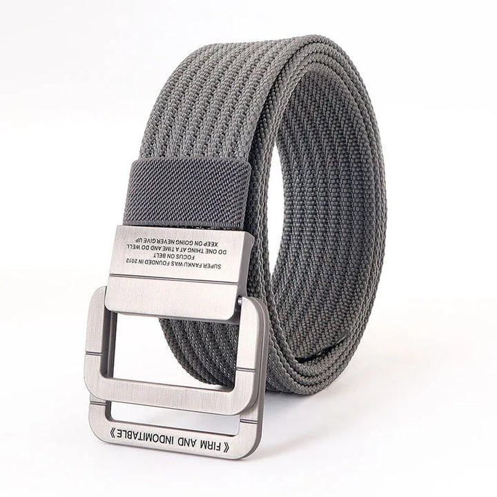 Ceinture en toile rayée, unisexe, boucle double anneau pour un style casual chic élégant.