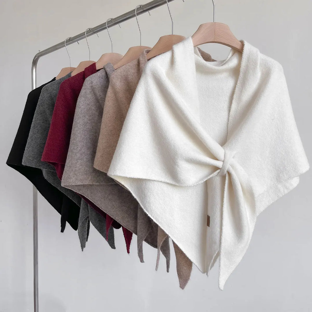 Cadeau femme idéal: écharpe triangulaire chaude et mode pour un automne-hiver confortable.