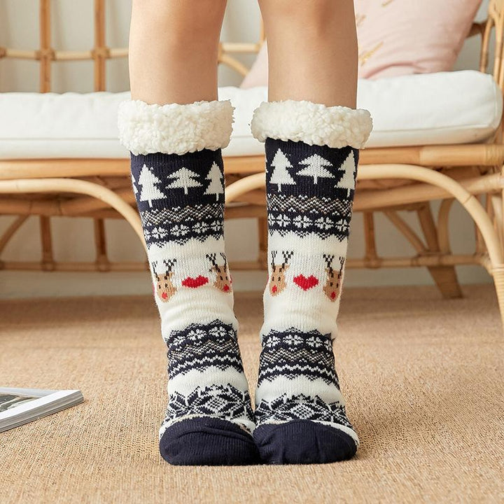 Semelle antidérapante des chaussettes douillettes pour femme, sécurité et chaleur garanties en hiver.
