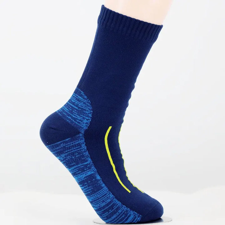 Chaussettes d'aventure chaudes et imperméables. Assurent confort et protection lors de toutes vos activités outdoor.